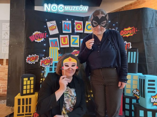 Trwa Noc Muzeów w Lesznie. Od wystawy o praniu i bieliźniarce, przez komiks po żużel