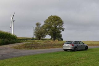 O co ta zadyma?! Nam wiatraki nie przeszkadzają!