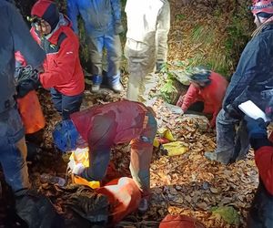 Akcja ratunkowa w Jaskini Salmopolskiej w Beskidach. Ratownicy walczyli o grotołaza przez 4 godziny