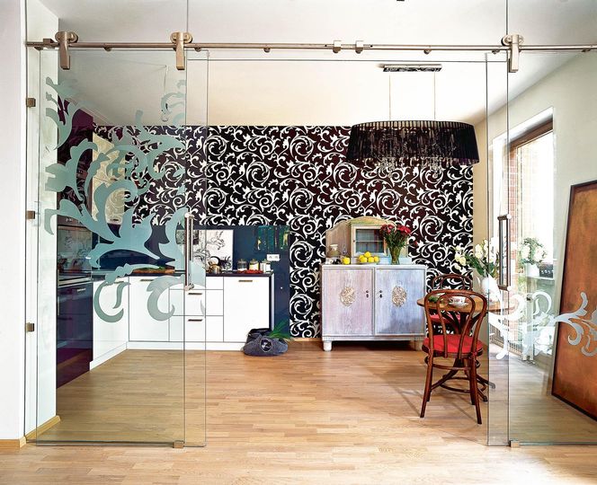 Szklane przegrody we wnętrzach