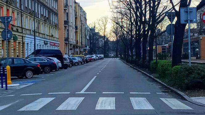 Szczecin: Zamiast parkingu będą ogródki. Zmiany na alei Jana Pawła II już w ten weekend!