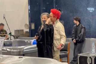 Michał Wiśniewski śpiewa do wanny