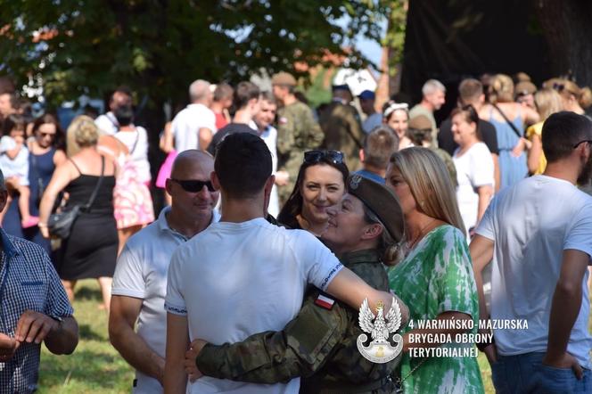 Blisko 120 nowych żołnierzy 4 Warmińsko-Mazurskiej Brygady Obrony Terytorialnej złożyło przysięgę