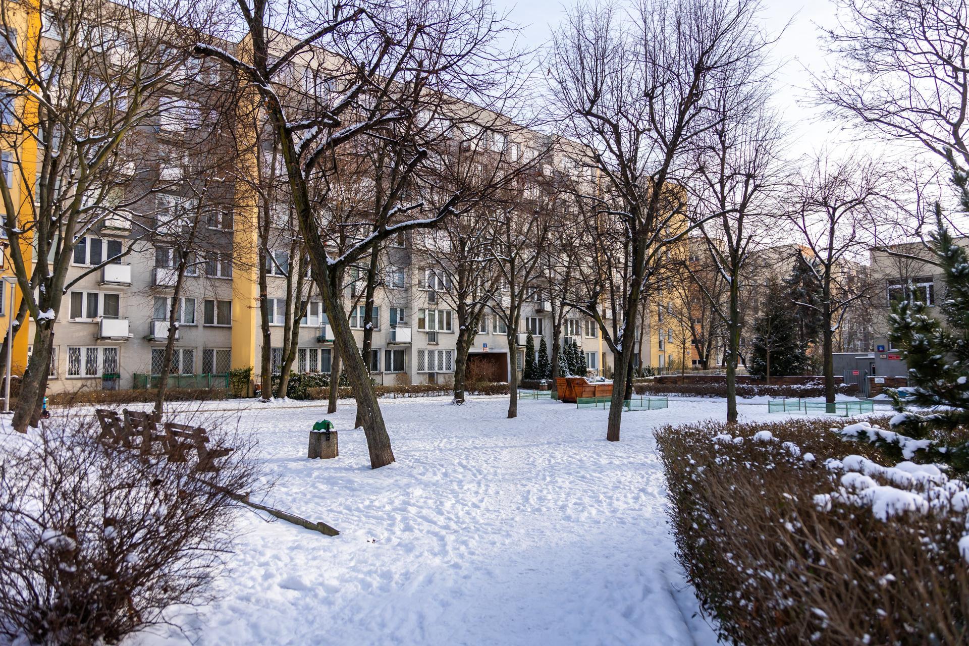 Przyczółek Grochowski - zdjęcia warszawskiego Pekinu. Zobacz, jak wygląda najdłuższy blok w Polsce