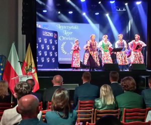 Wręczono Leszczyńskie Laury Oświaty. Zdolnym uczniom ze szkół w Lesznie