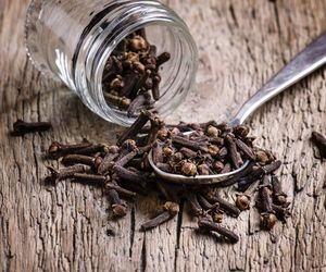 Zamiast dodawać do grzańca wkładam do kieszeni. Dzieki temu pech omija mnie szerokim łukiem