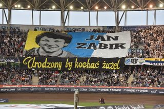 Trybuny podczas meczu Apator - Motor wyglądały pięknie! Mamy dużo zdjęć kibiców