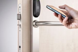 Zamek obsługiwany telefonem