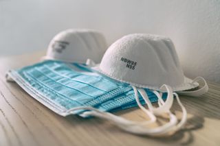 Jak odkazić maskę N95 i jej nie zepsuć? Znamy odpowiedź!