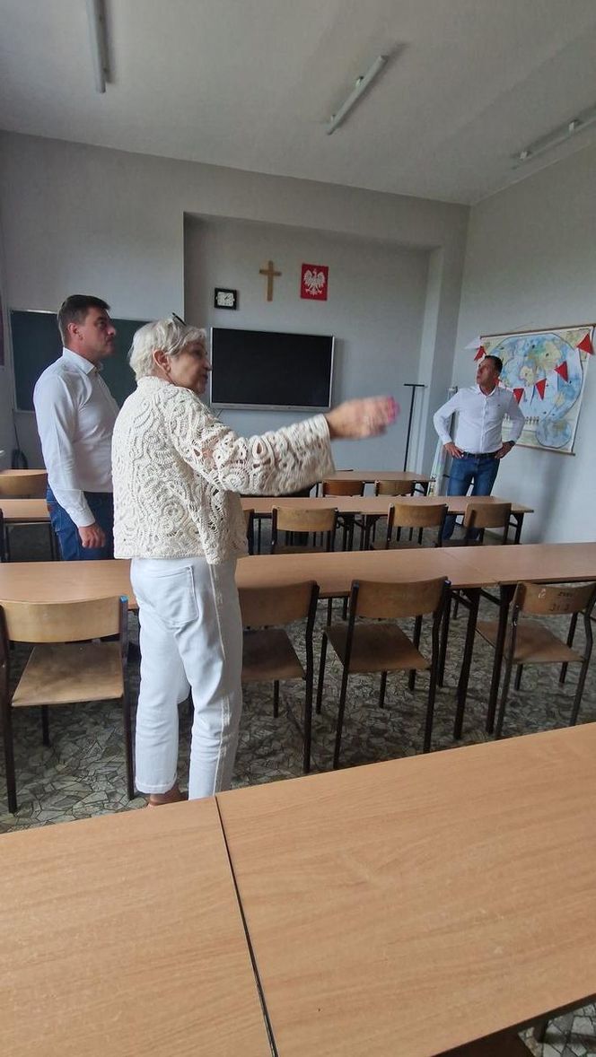 ​W szkołach w Lesznie praca wre. W których wakacyjne remonty? [ZDJĘCIA]