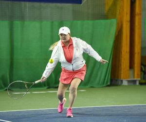 Katarzyna Niezgoda i ukochany rozgrzali kort! Spódniczka kusa, za to mimika na bogato