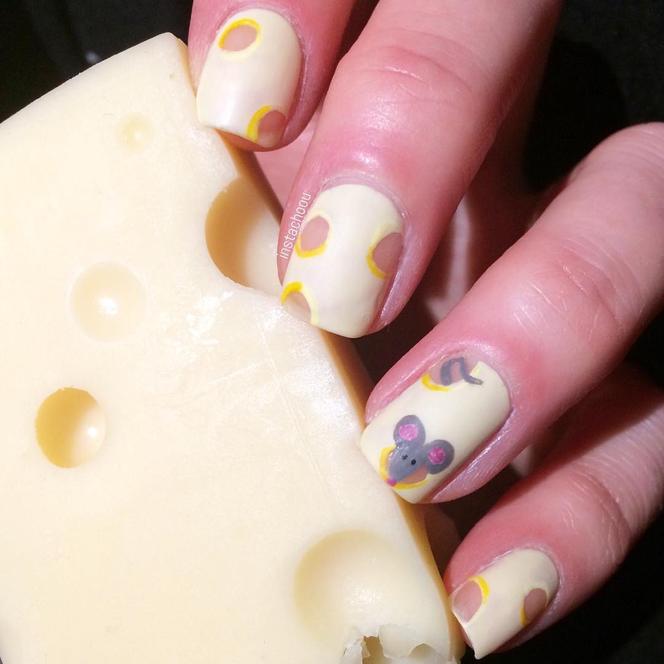 Serowy manicure, cheese nails 