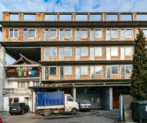 Dom w bloku. Największy absurd budowlany w Polsce idzie do rozbiórki