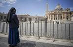 Watykan się otwiera. Wierni odwiedzą grób Jana Pawła II?