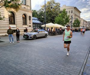 Rossmann Run 2025. Tłumy biegaczy wzięły udział w biegu ulicą Piotrkowską