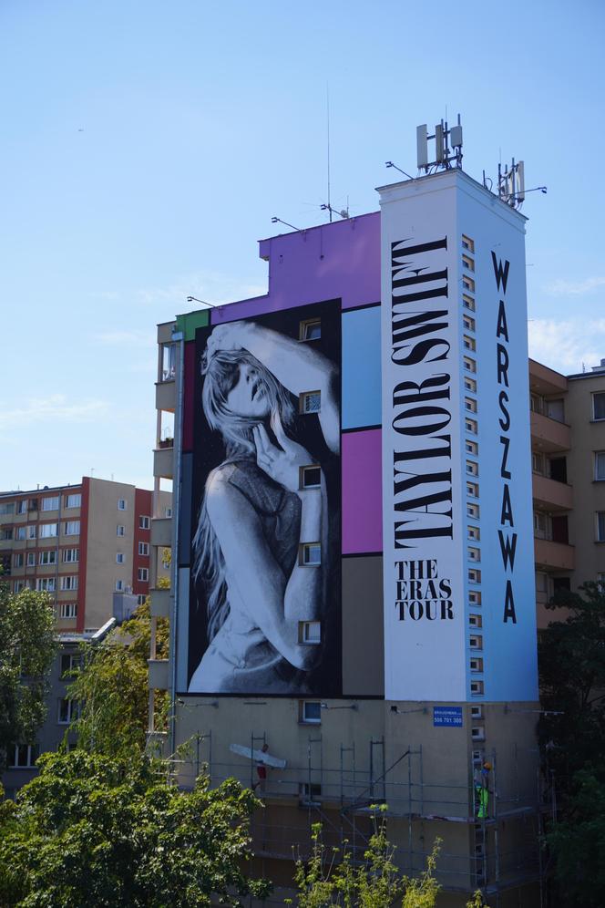 Mural Taylor Swift w Warszawie