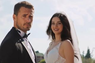 Miłość i nadzieja. To ona zostanie żoną Kuzeya? Wstrząsający początek 2. sezonu tureckiej telenoweli - ZDJĘCIA