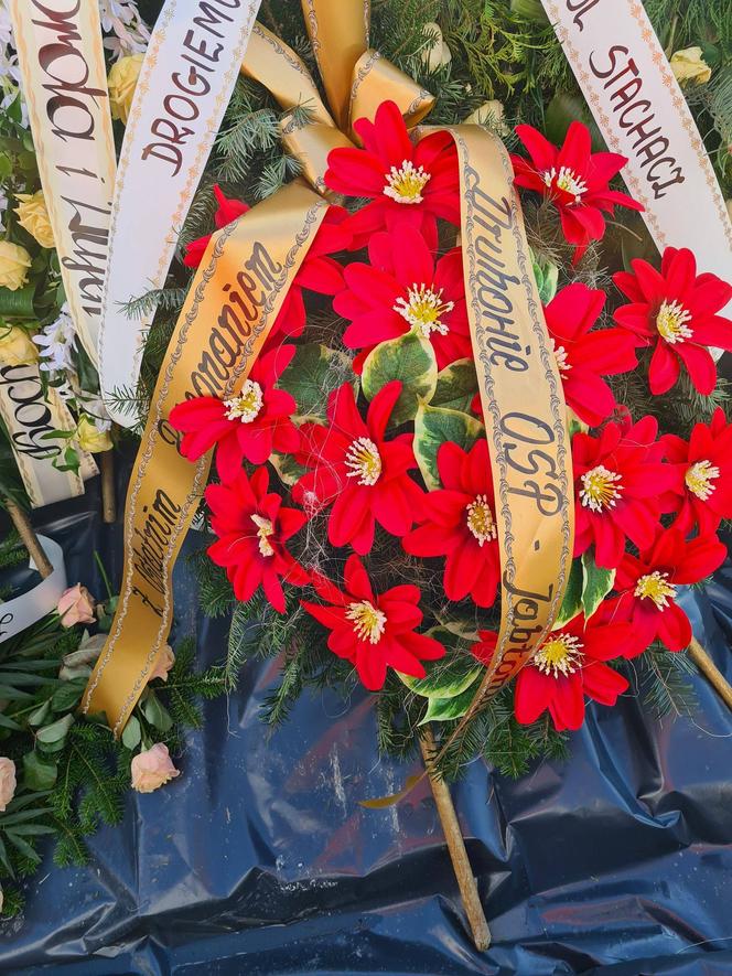 Pożegnano 24-letniego strażaka OSP, który zmarł na powikłania po koronawirusie [ZDJĘCIA]