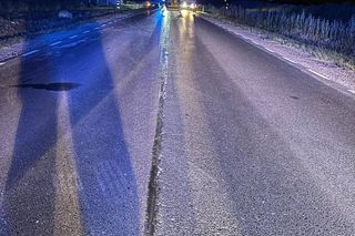 Dramat na drodze: Samochód rozbity, cztery osoby w szpitalu. W akcji śmigłowiec ratunkowy