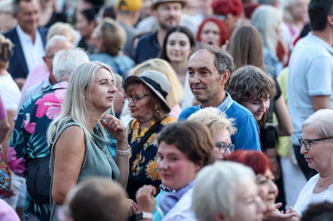 Potańcówka w Katowicach na Rynku "Roztańczony Wyspiański"