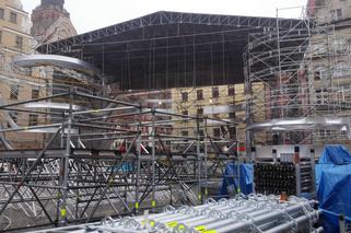 Scena na wrocławskim rynku już nabiera kszatłtów