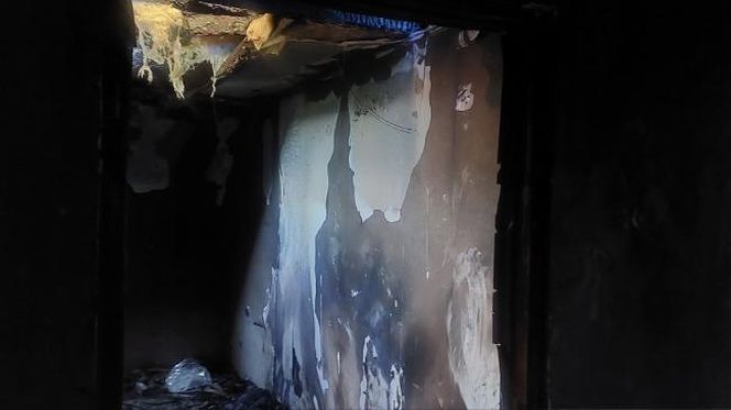 Rodzina z dwultenim synkiem straciła wszystko. Pożar wybuchł podczas remontu dachu