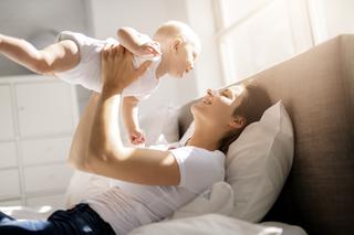 6 sposobów, jakimi twój niemowlak mówi kocham cię mamo