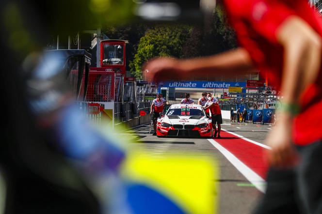 DTM Spa TV NA ŻYWO TRANSMISJA. Wyścig DTM w Belgii GDZIE OGLĄDAĆ DTM DZISIAJ 2.08.2020 STREAM ONLINE. O której jedzie Kubica w Spa? DTM Spa STREAM ONLINE