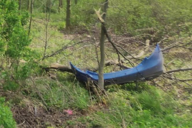 Śmiertelny wypadek pod Wrocławiem! Kierowca alfy romeo zginął w zderzeniu z tirem i busem 