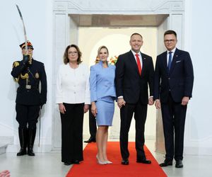 Marta Nawrocka cała na niebiesko zachwyciła w Sejmie  