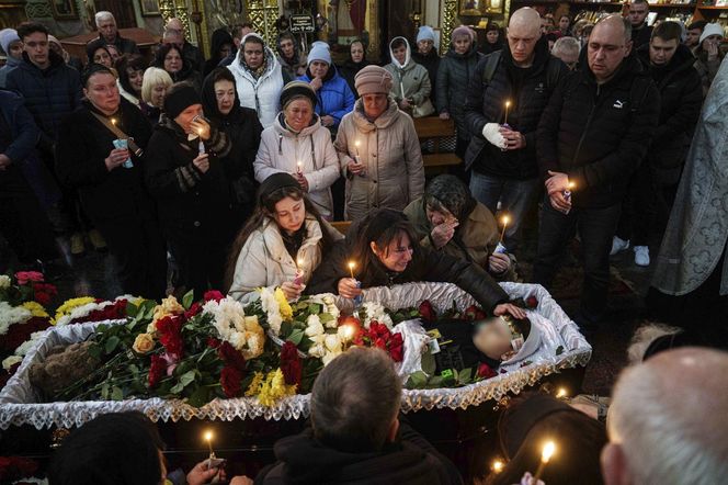 Pogrzeby ofiar ataku na Krzywy Róg