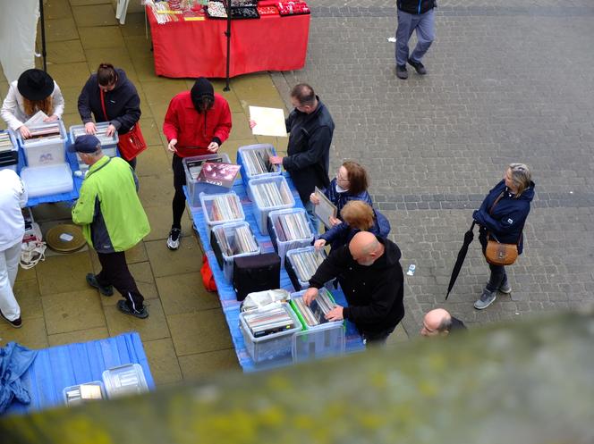 Stare, ale jare! Lubelska Giełda Staroci po raz kolejny przyciągnęła tłumy