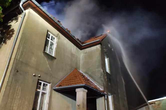 Pożar w Wińsku. Spłonął dom, w którym mieszkali repatrianci 