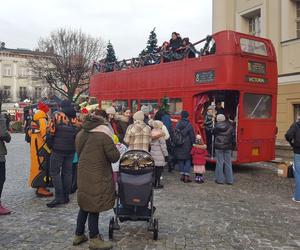 Ekstremalne Mikołajki z NGO w Lesznie przyciagnęły tłumy mieszkańców
