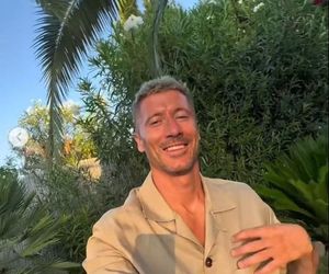 Blondynek z Barcelony. Lewandowski kopiuje Pazurę?