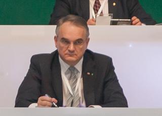 Waldemar Pawlak przegrał wybory na prezesa PSL