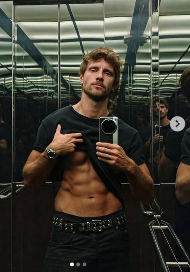 Maciej Musiał kipi seksem