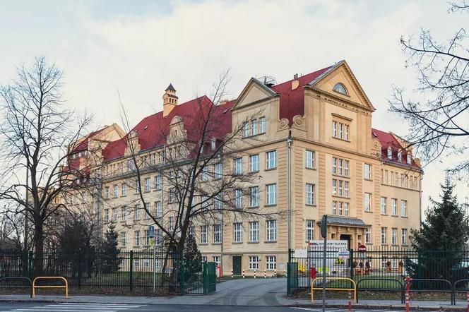 Uczniowie klas ósmych stoją przed ważnym wyborem. Jakie są zasady rekrutacji w Trójmieście? 