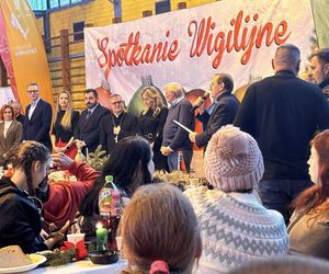 Uczestnicy wigilii dla ubogich w Szczecinie: Święta bedą smutne, ale życzymy wesołych świąt