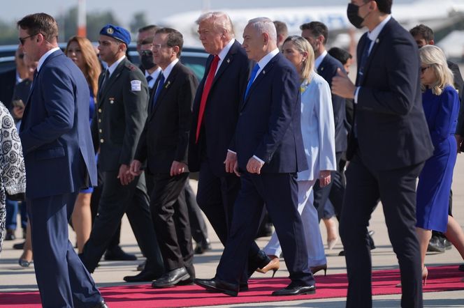 Trump w Tel Awiwie. Hamas wypuszcza kolejnych zakładników