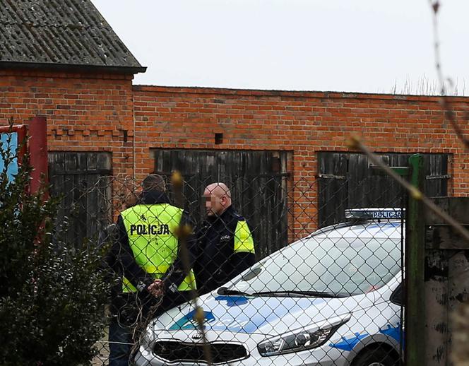 CEREKWICA STARA MORDERSTWO NÓŻ CIĄŻA