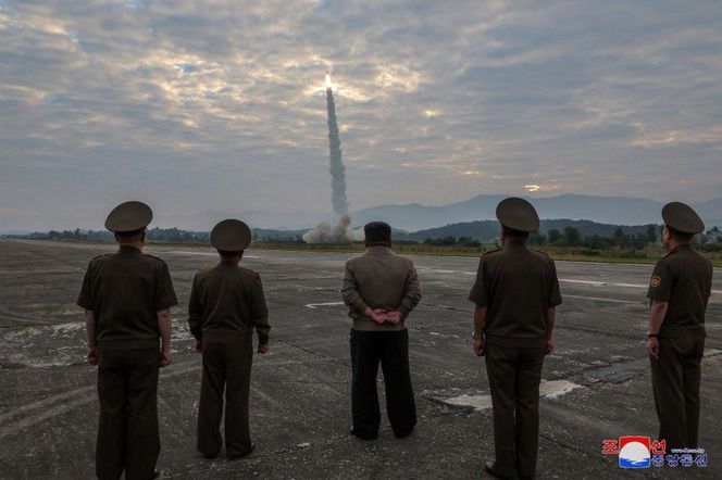 Korea Północna ma tajną bazę z rakietami balistycznymi