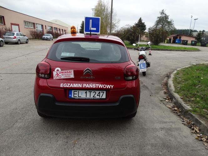 Samochód egzaminacyjny WORDu wyjechał na ulice Bełchatowa