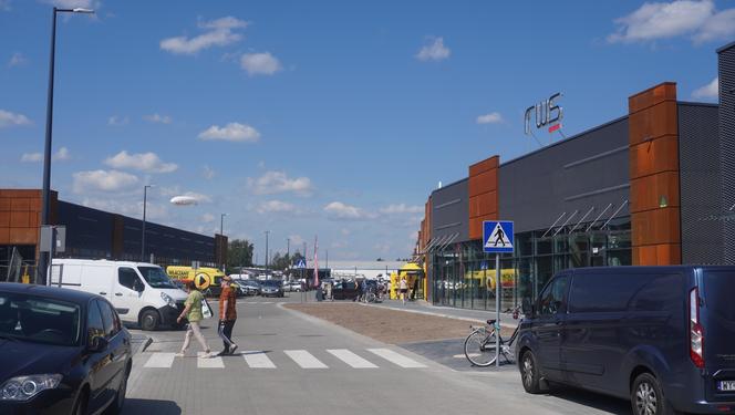 Wielkie otwarcie nowego parku handlowego w Olsztynie. W tych sklepach można robić już zakupy