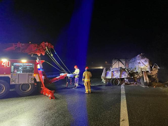 Wypadek na autostradzie A4 w Zabrzu. Na drodze leżały spalone zwłoki