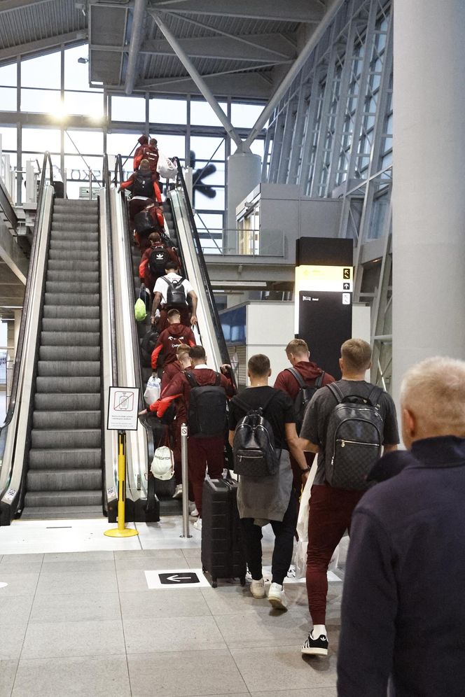 Piłkarze wrócili do kraju po blamażu z Finlandią