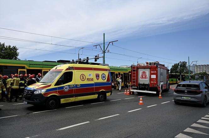 Dwa tramwaje zderzyły się 8 bm. na ul. Hetmańskiej w Poznaniu. Poszkodowanych zostało 15 osób. Jedna jest w stanie ciężkim