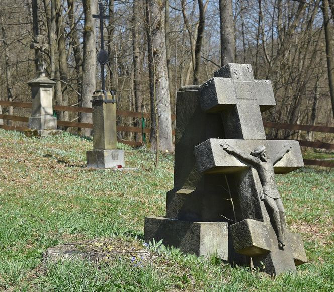 Ta małopolska wieś ma burzliwą historię. W PRL-u przekształcono tam cerkiew w owczarnię