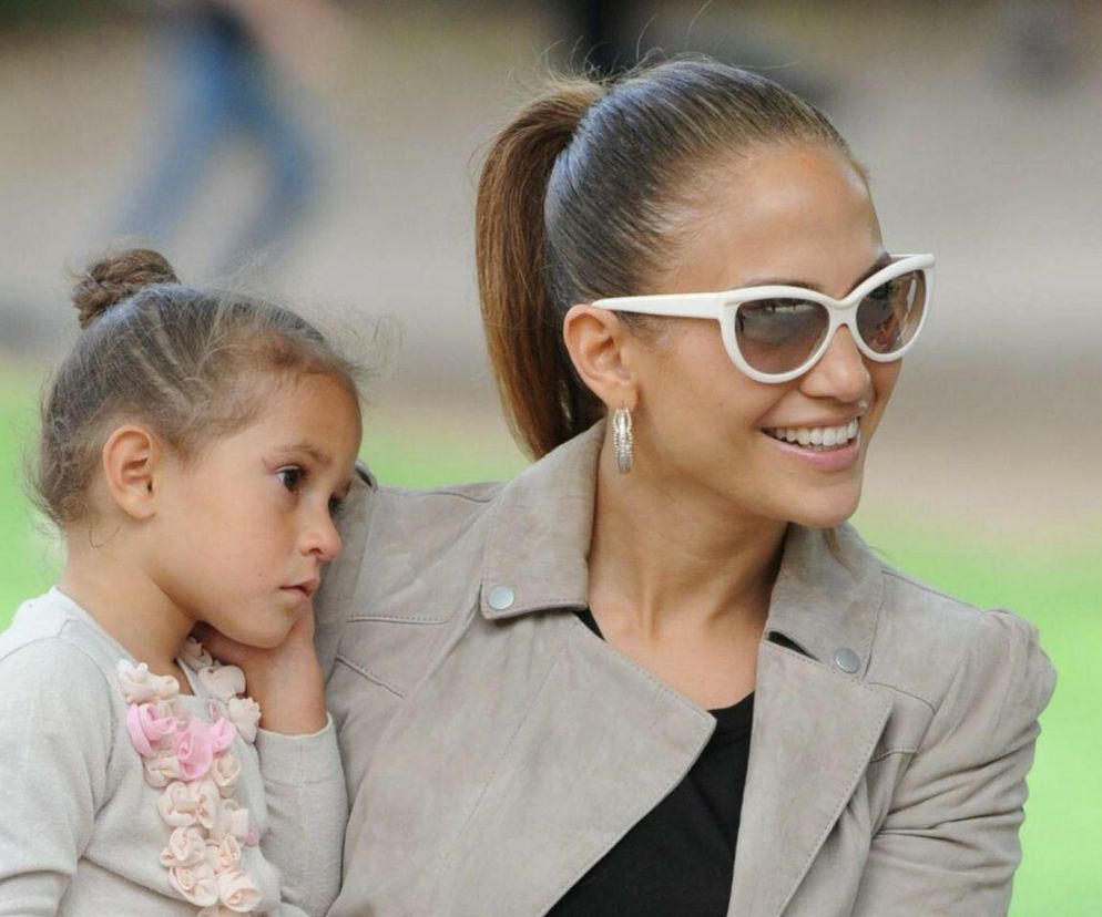 Dzieci Jennifer Lopez są już prawie pełnoletnie! Sławna mama dba o ich prywatność. Tak wyglądają dziś Emme i Max!
