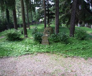 To jedna z najpiękniejszych małopolskich wsi. Kiedyś należała do zakonnic 